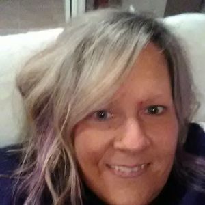 Meet your Posher, Leslie